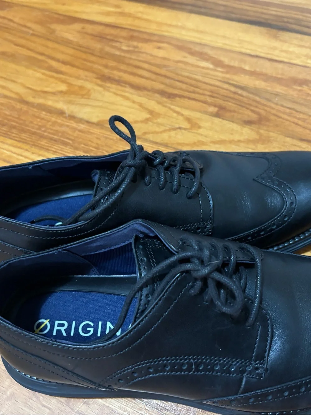 Cole Haan Black Leather Wingtip Oxford Derby Shoes